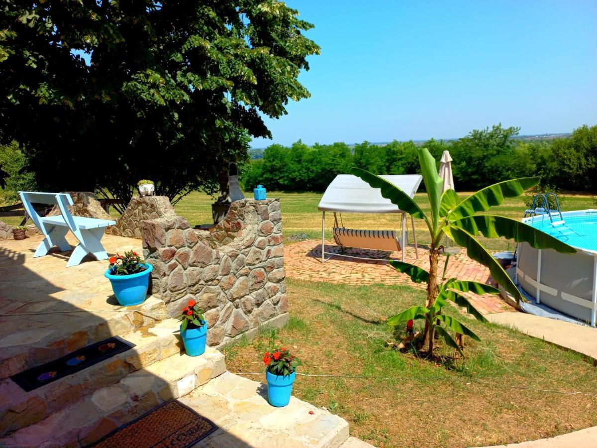Honey Hill Apartment Fruska Gora Cerevic Exterior foto