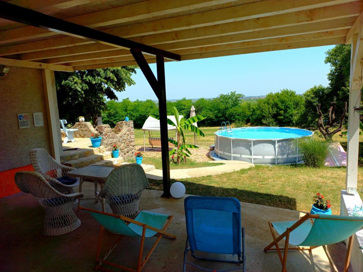 Honey Hill Apartment Fruska Gora Cerevic Exterior foto