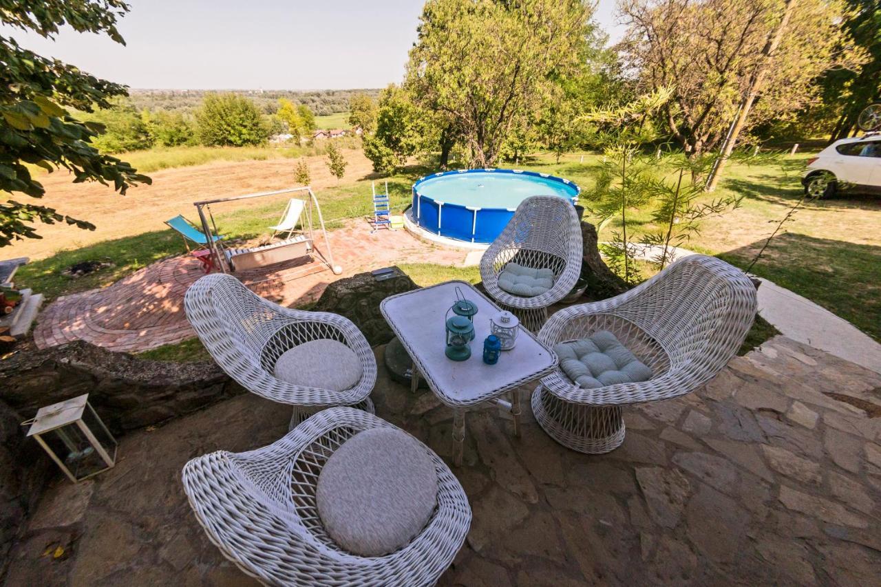 Honey Hill Apartment Fruska Gora Cerevic Exterior foto